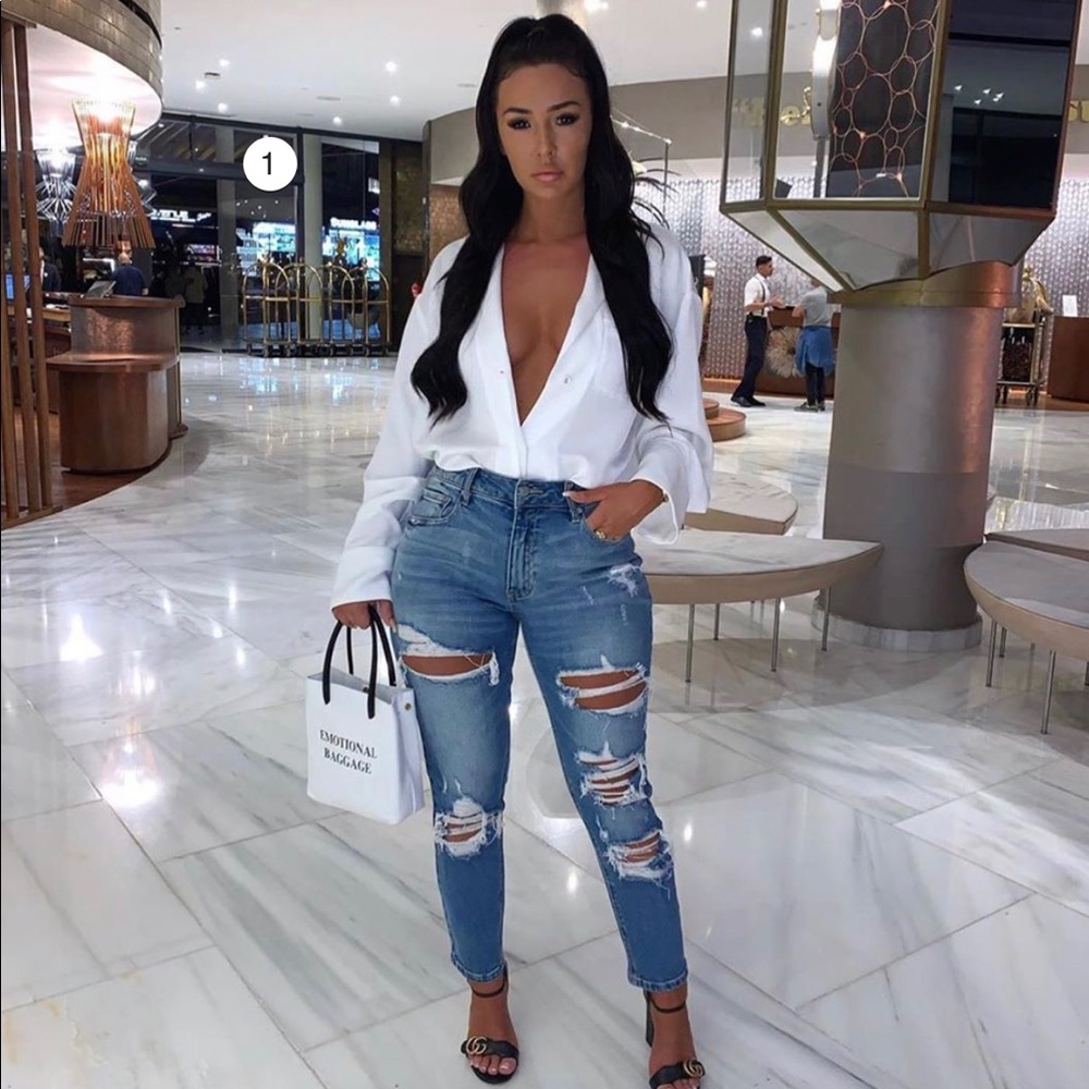 Fashion Nova distressed jeans SOLD OUT!